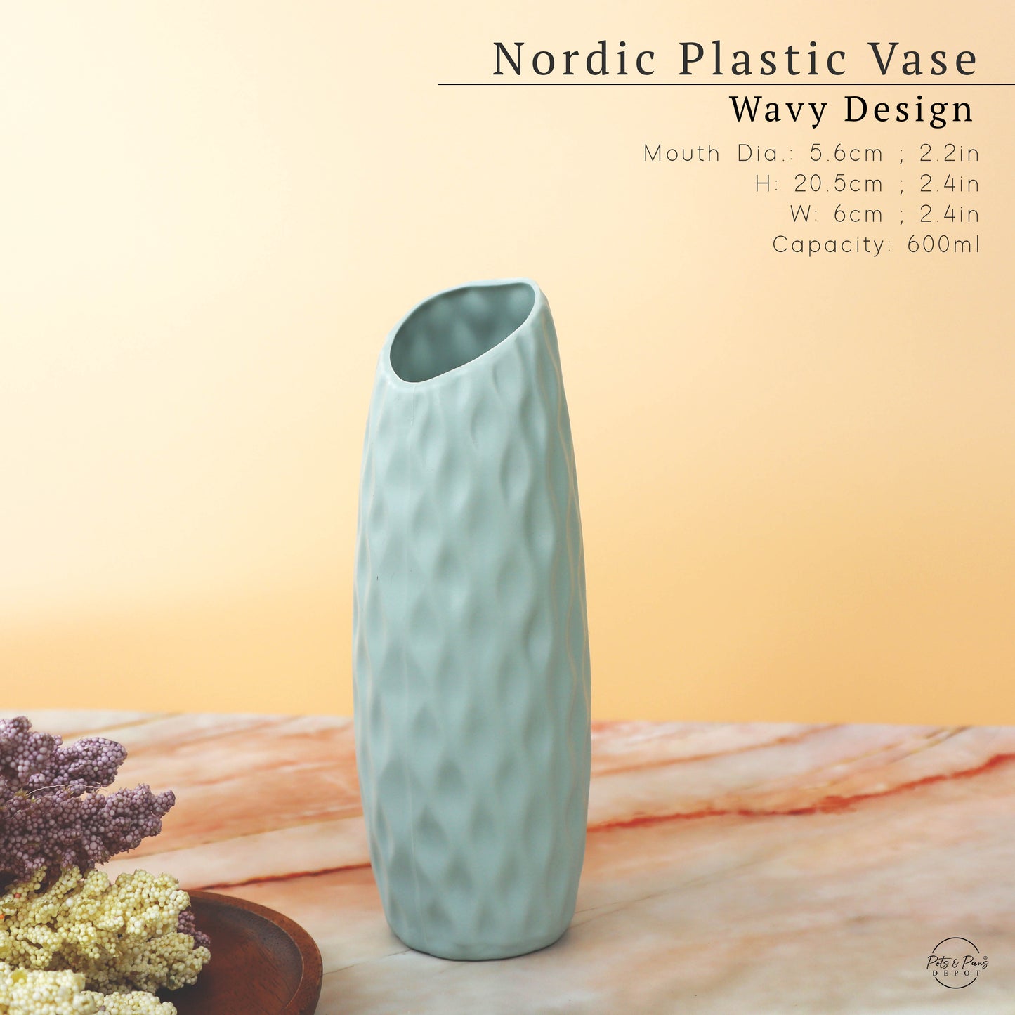 Nordic Plastic Desk Vase (Small)