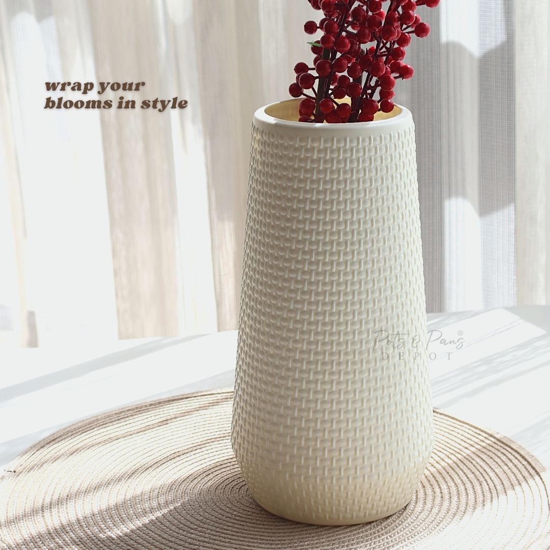 Knitted Pattern Nordic Plastic Vase