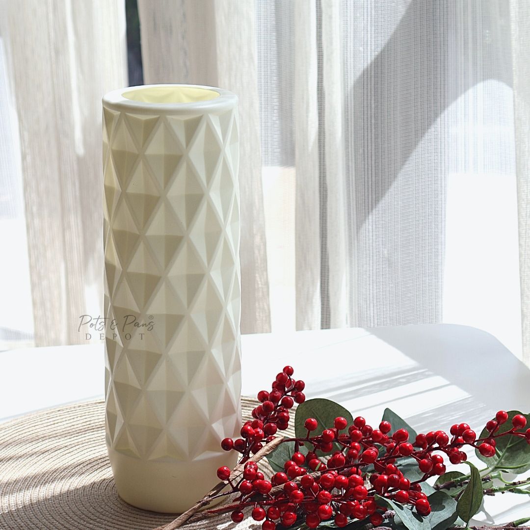 Diamond Pattern Nordic Plastic Vase