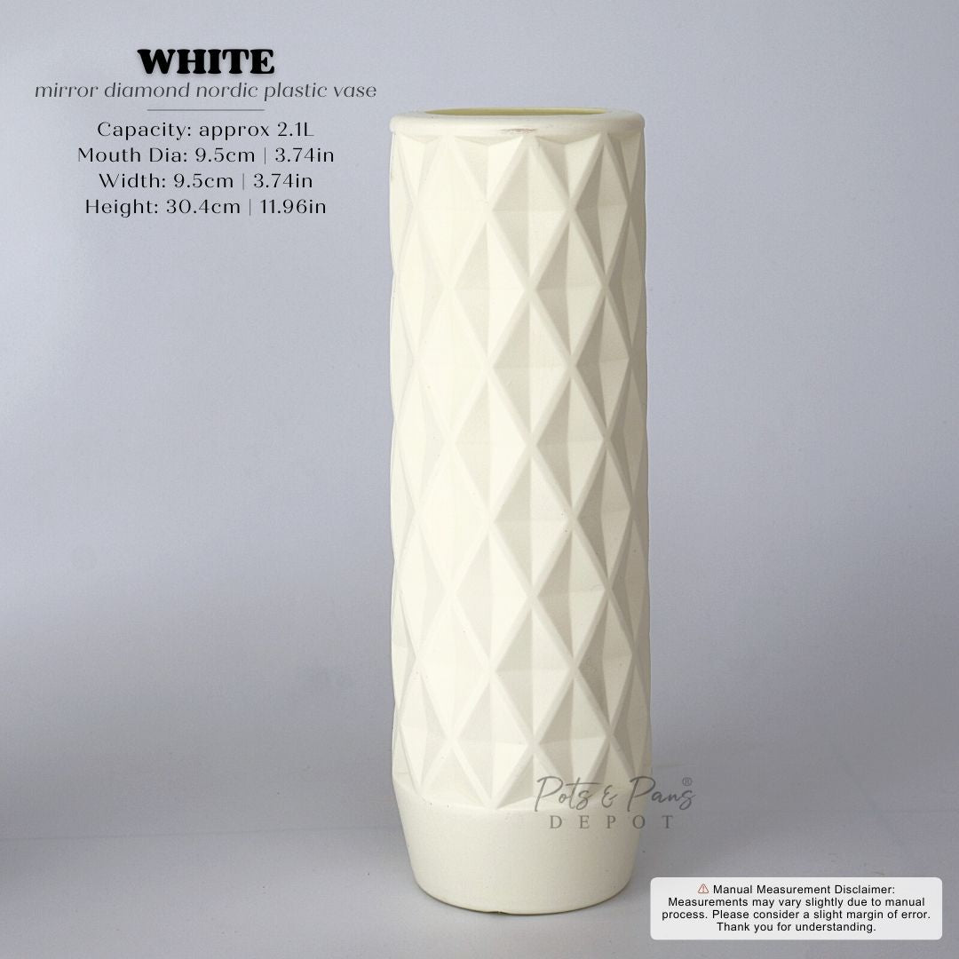 Diamond Pattern Nordic Plastic Vase