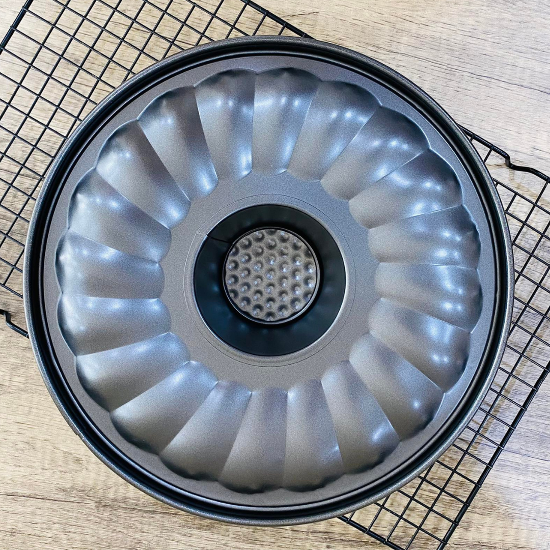 Springform Nonstick Bundt Pan