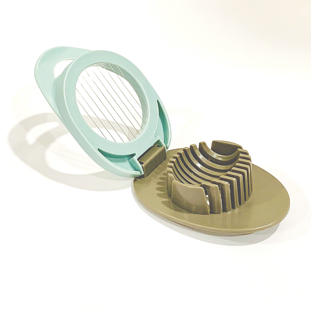 Hanata Egg Slicer with Stainless Steel Wires