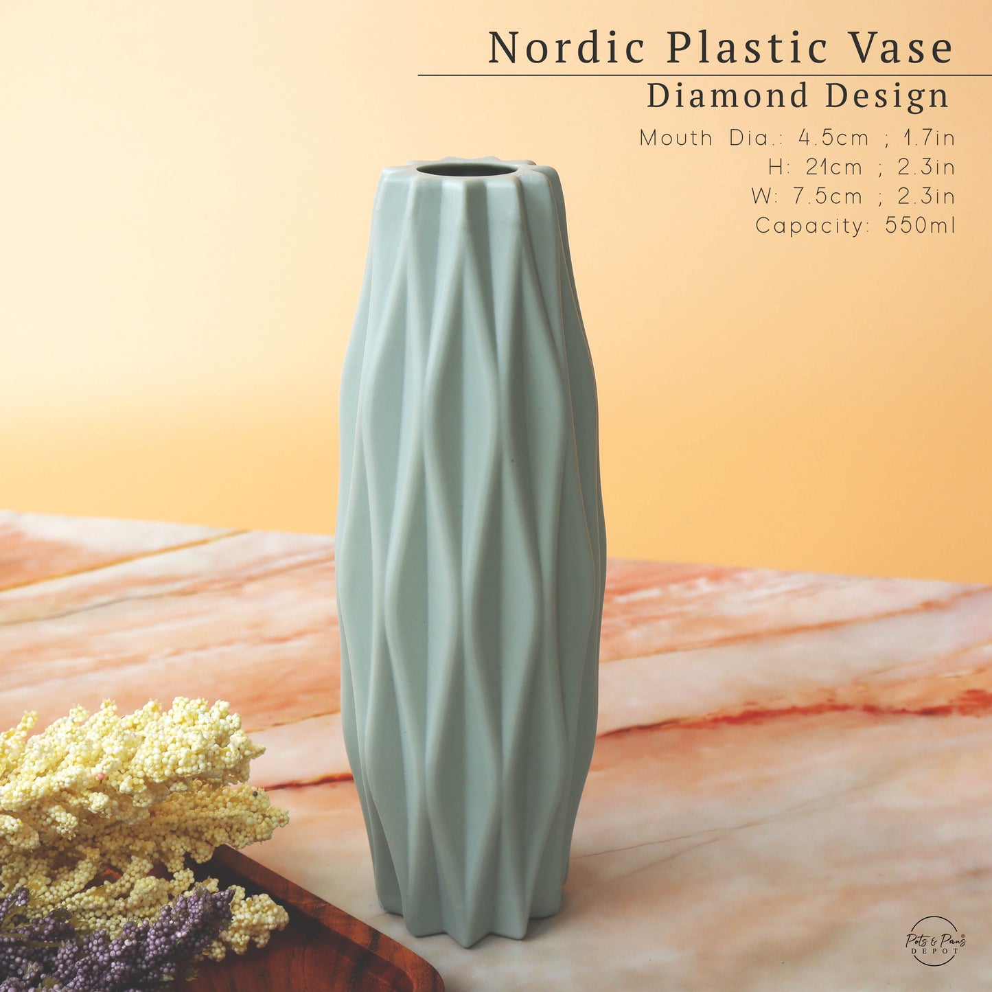 Nordic Plastic Desk Vase (Small)