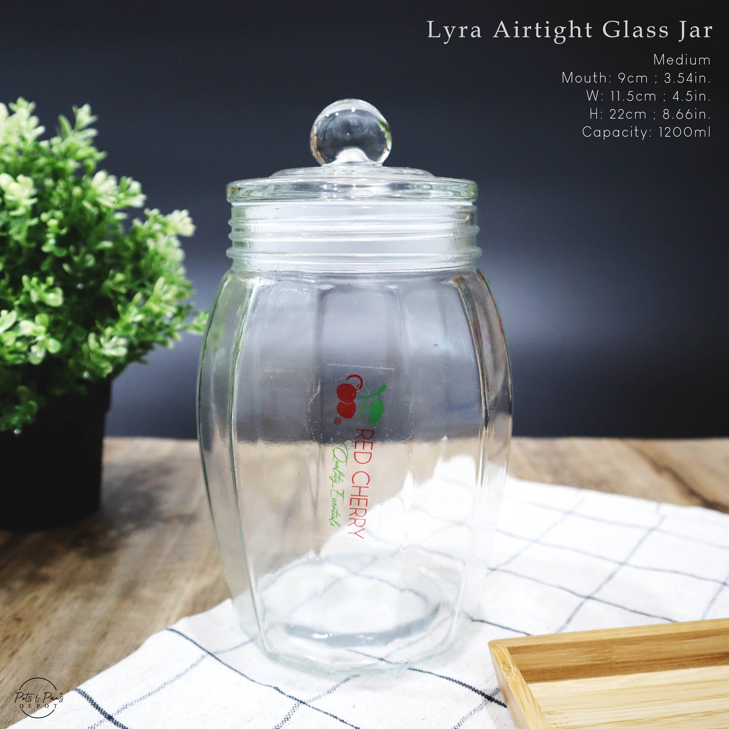 Lyra Airtight Glass Jar