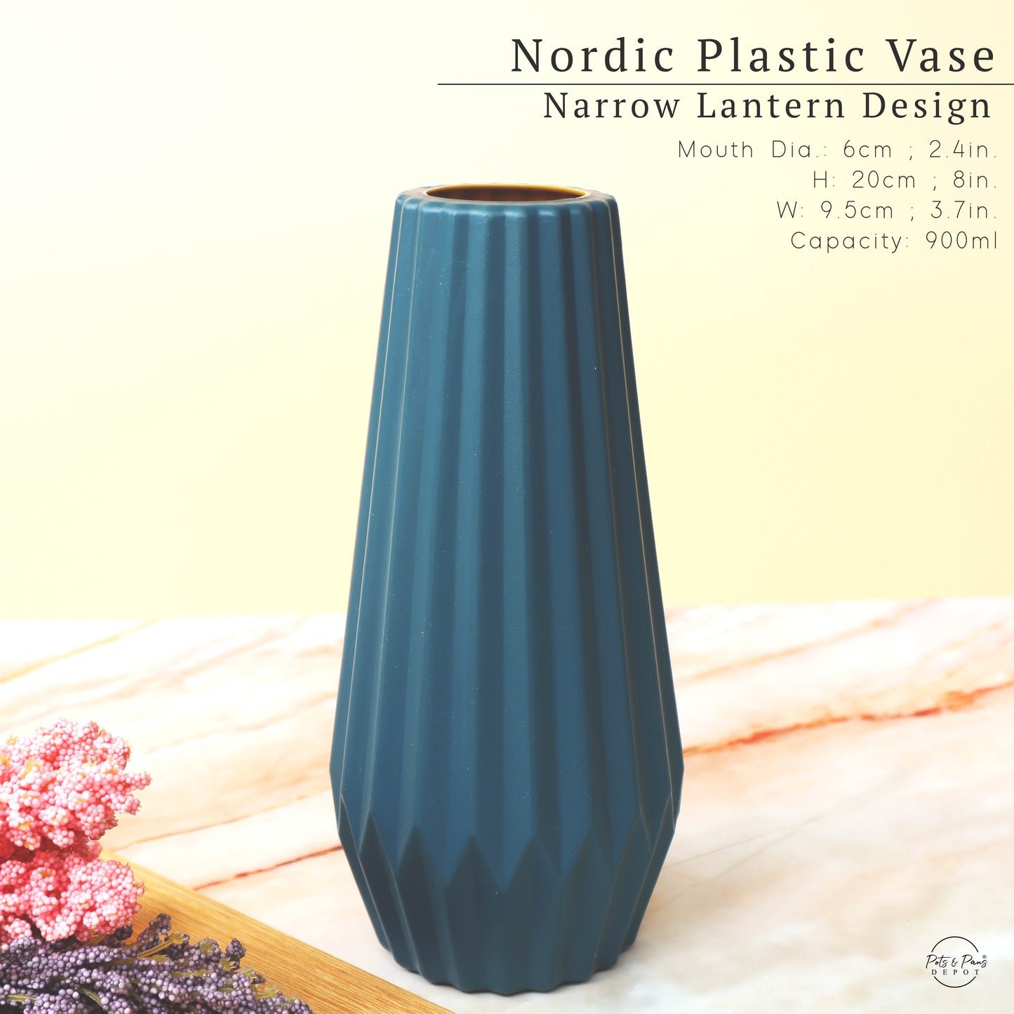 Nordic Plastic Desk Vase (Small)