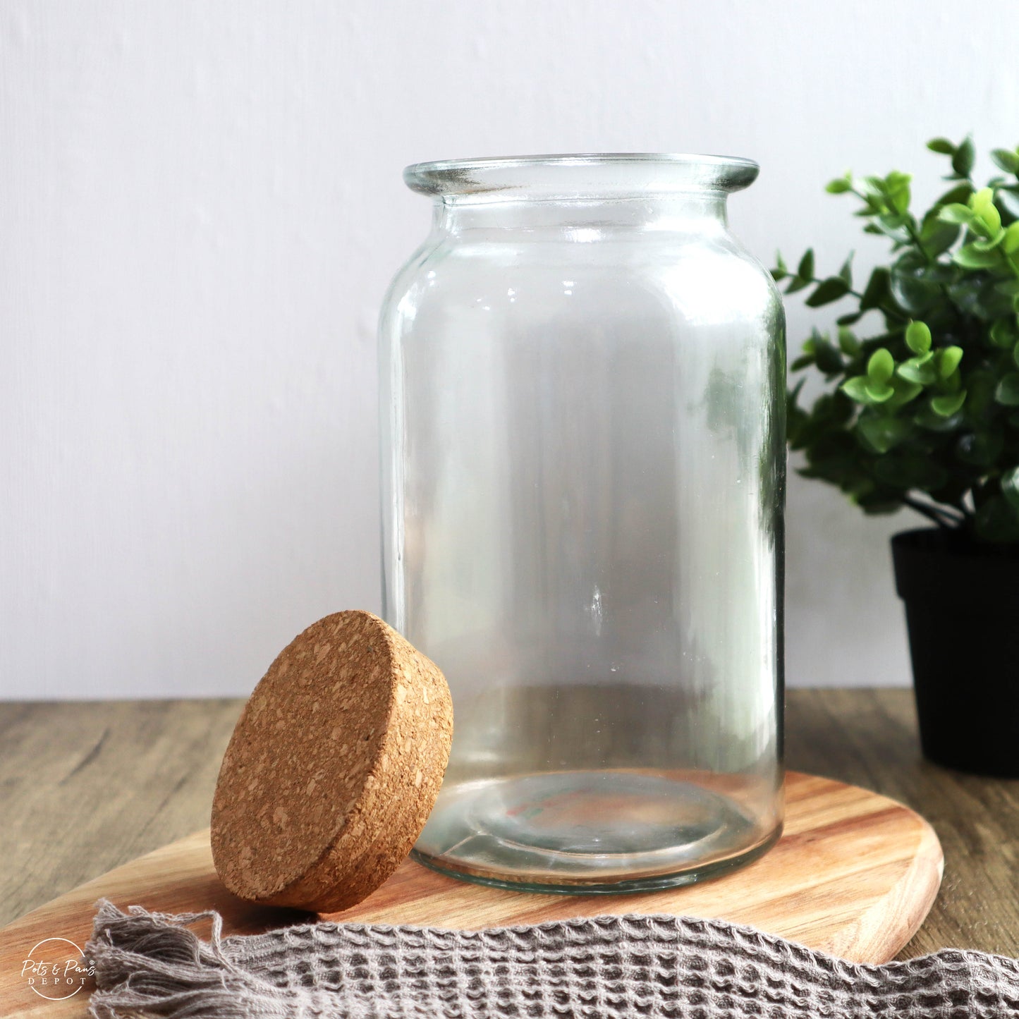 Vintage Style Cork Jar (S-M)