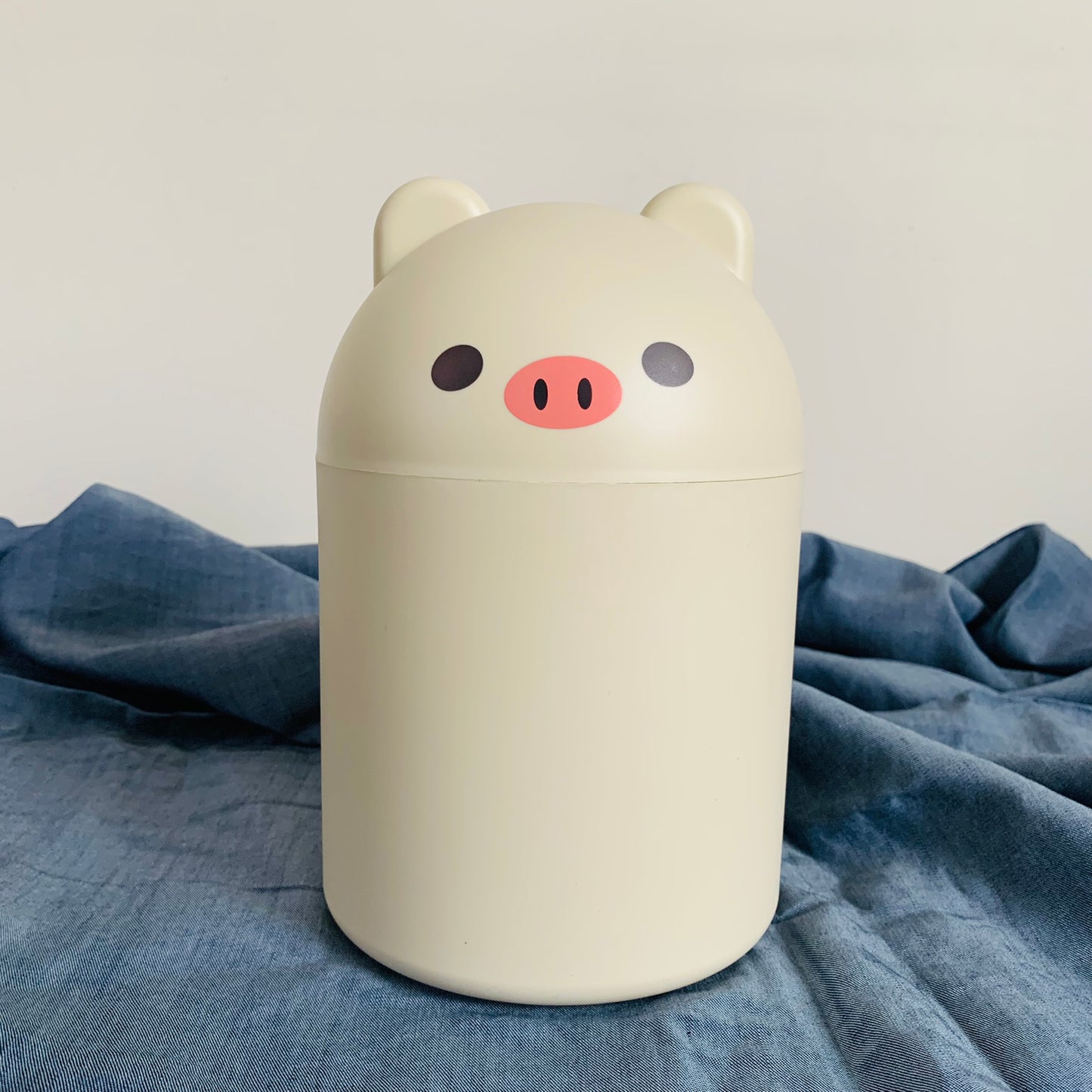 Hanata Character Trash Bin